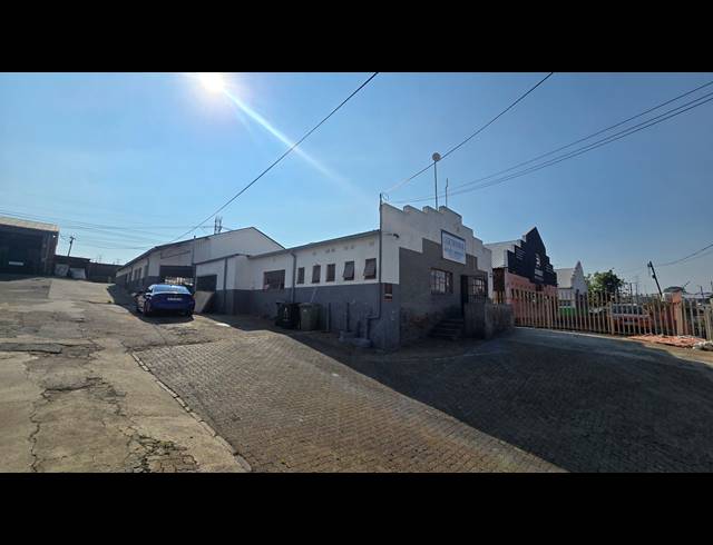 493M² WAREHOUSE TO LET IN SEBENZA